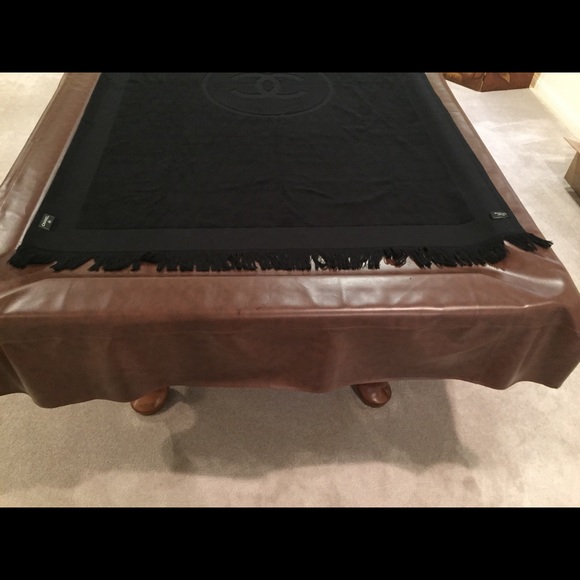 Chanel towel - Picture 6 of 6